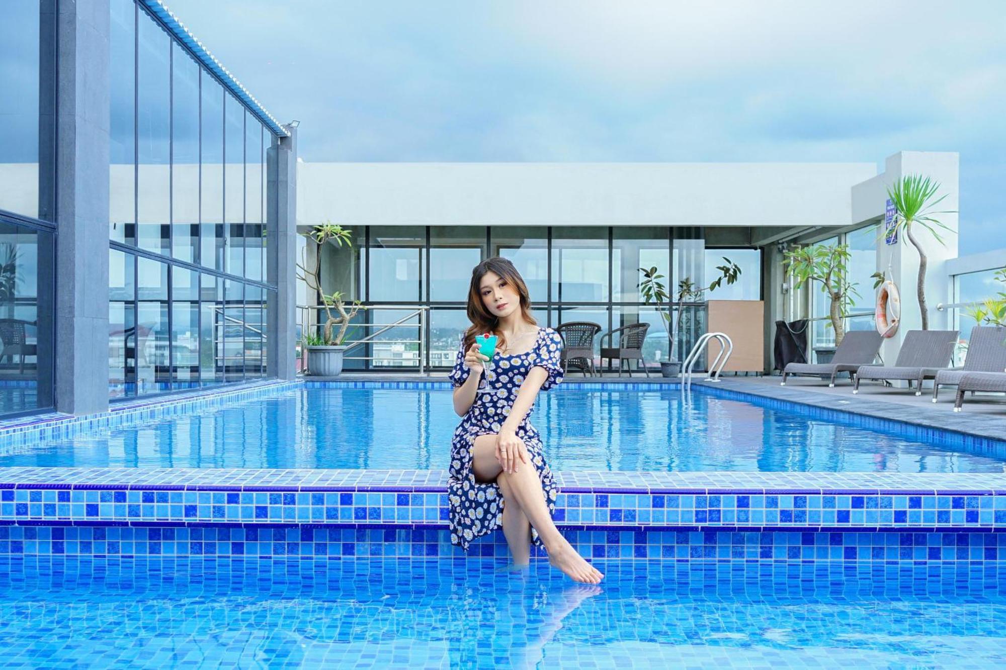 Merapi Merbabu Hotels&Resorts Maguwo Luaran gambar