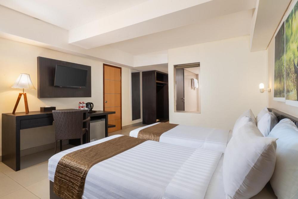 Merapi Merbabu Hotels&Resorts Maguwo Luaran gambar
