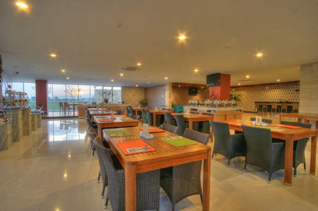 Merapi Merbabu Hotels&Resorts Maguwo Luaran gambar